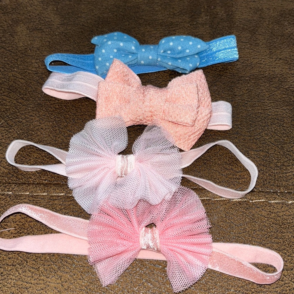 Set of 4 bows